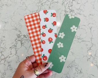 Peachy Vibes Bookmark Set | Gingham, Peach, Floral | Laminated Cardstock