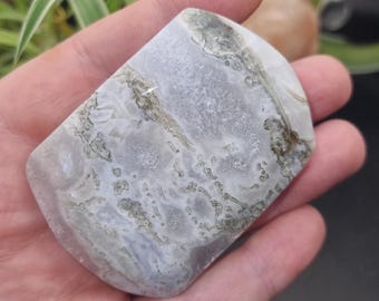 XL Moosachat Handschmeichler: Blauer Chalcedon Kristall Geschenk