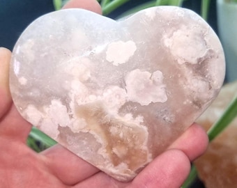 Rosa Amethyst-Herz: Druzy Blumenachat-Schnitzerei, 155g