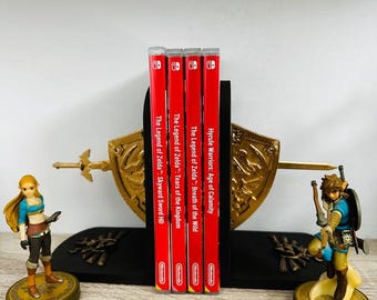 The Legend of Zelda stand Bookend bookends, master sword and Hylian shield (DIGITAL FILE)