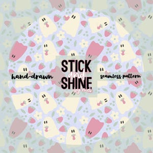 Könnte beinhalten: Ein handgezeichnetes nahtloses Muster mit Cartoon-Geistern, Erdbeeren und Blumen in einem hellblauen Kreis. Der Text "STICK and SHINE by mel" ist auf dem Design überlagert. Das Muster hat eine skurrile und verspielte Ästhetik.