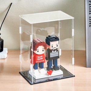 Clear Acrylic Display Case: Dustproof Collectibles Box (15x10x20cm)