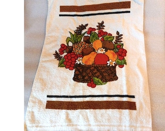 Toalla de mano/cocina vintage de los años 70 con estampado de cesta de frutas, 23,5" x 15,5"