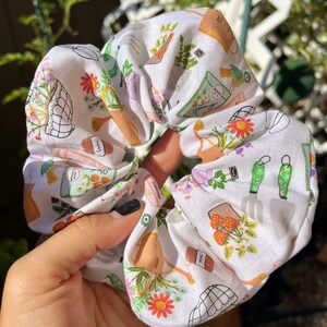 Gardener&#39;s Scrunchie