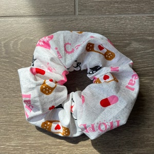 Nurse RN Scrunchie