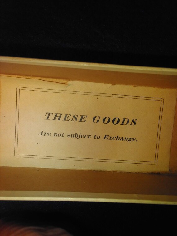 Antique Handheld Black Sequined Pattern Design To… - image 10