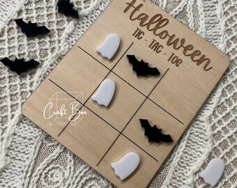 Halloween Wooden Tic Tac Toe Game: Bats vs Ghosts