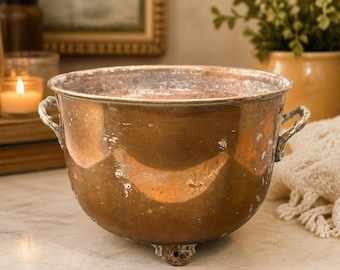 Vintage Copper Pot Brass Cauldron | Warm Rustic Home Decor | 5‑Inch Tall 7‑Inch Wide Metal Bowl | Farmhouse Kitchen Accent