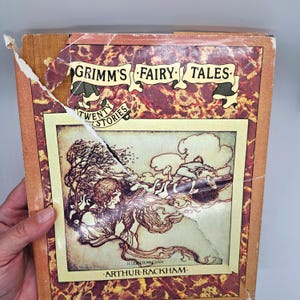 Vintage Grimm&#39;s Fairy Tales: Arthur Rackham Illustrations, 1973