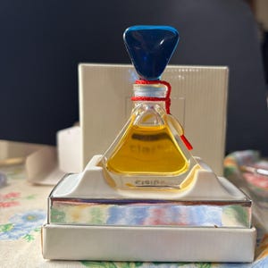ヴィンテージのエイボン香水瓶、ハイボタンシューズ - Etsy 日本
