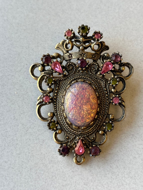 Shield brooch w/beautiful foil faux opal, Coventry