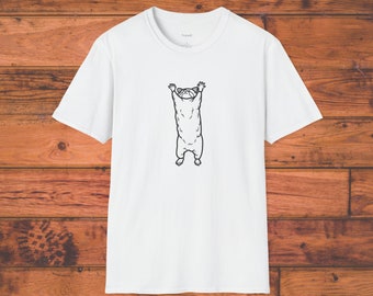 Raccoon is climbing T-shirt
