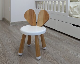 Chaise en bois pour enfant, souris blanche, chaise Montessori, chaise pour tout-petit avec souris, meubles de salle de jeux en bois, chaise en bois naturel, chaise écologique