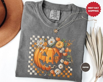 Comfort Colors Retro Floral Pumpkin Shirt, Fall Pumpkin Shirt, Floral Fall Shirt, Vintage Fall Shirt, Thanksgiving Gift, Autumn Shirt