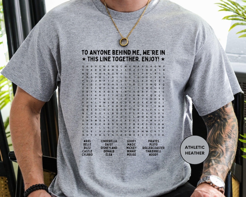 Camiseta interactiva divertida de Disneyland, sopa de letras en la espalda, espera en la fila, atracción de Disneyland, Disney World, sopa de letras, juego de fila imagen 2