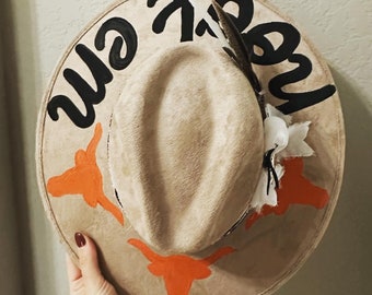 Hook Em Painted Western Hat