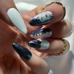 Press On Nails White Aurora UNIQUE FAST SHIPPING