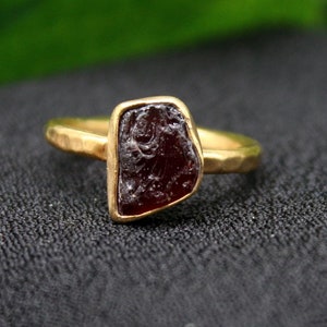 Raw Gemstone Garnet Silver Ring: Gemstone Ring, Handmade Jewelry, Christmas Gift
