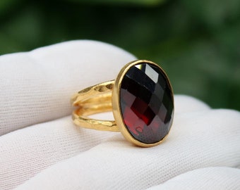 Grote robijnrode edelsteenring, verguld zilver, handgemaakte sieraden, uniek kerstcadeau voor haar