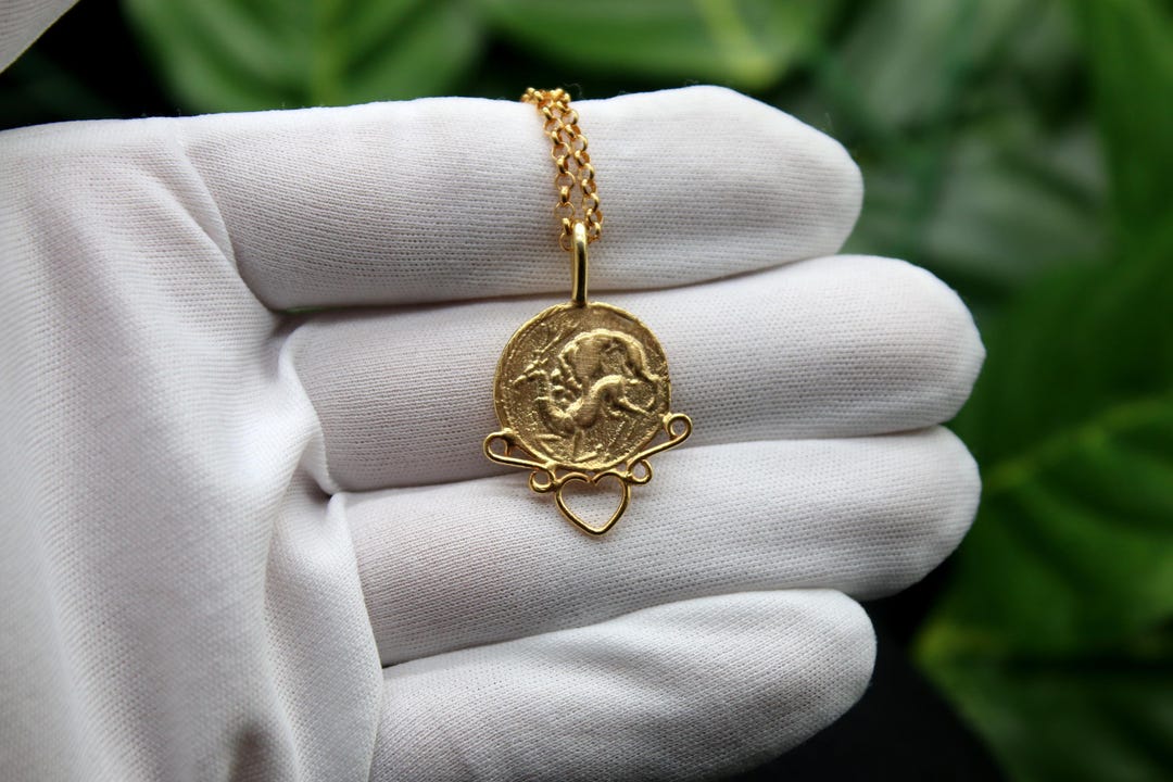50cm Chain Heart Design Roman Coin Necklace, Gold Plated Pendant ...