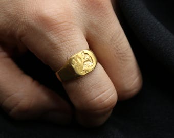 Athena Silver Signet Ring – A Handmade Jewelry Piece with Greek Elegance and Unisex Appeal