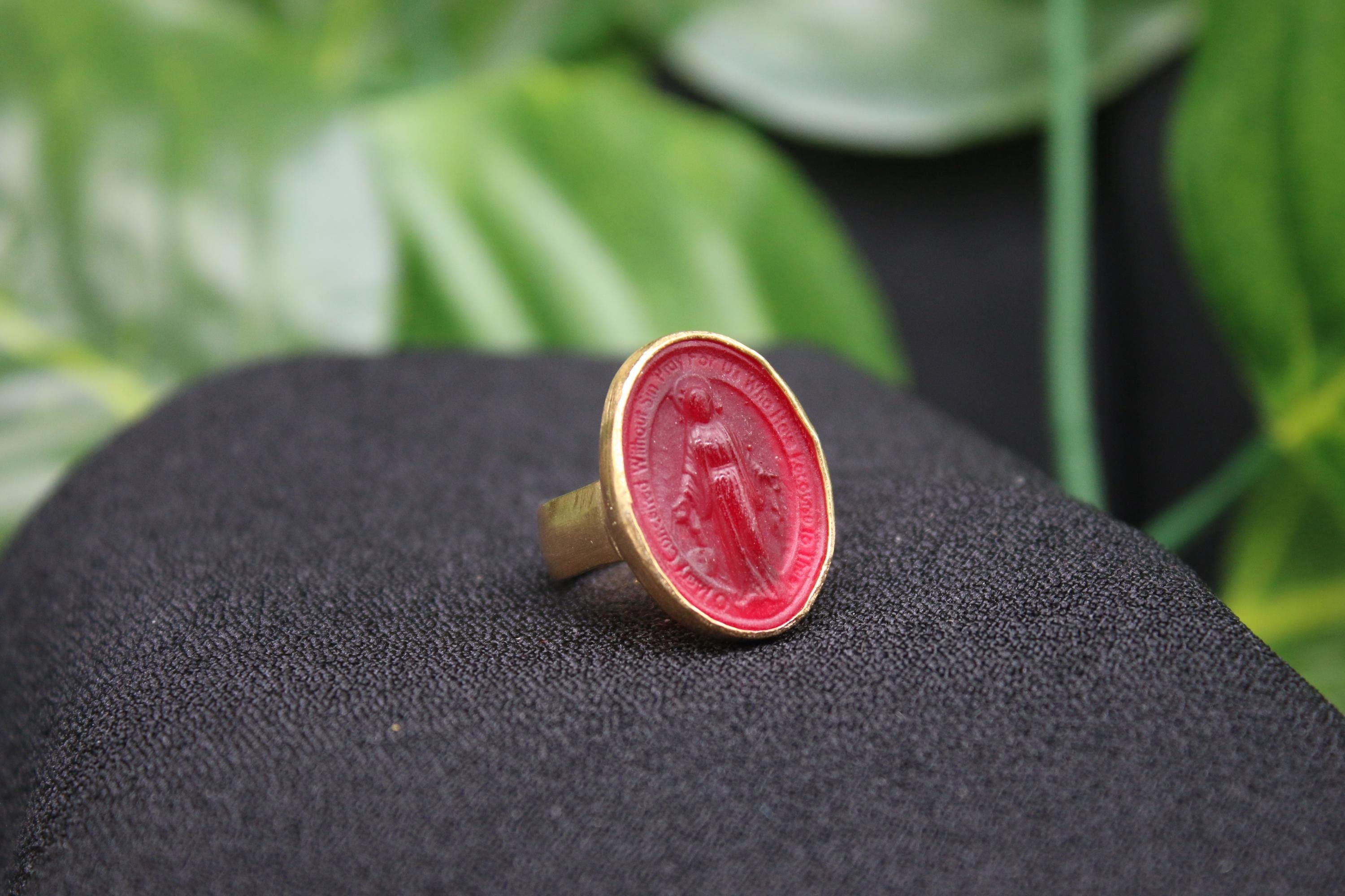 Anillo de plata de ley 925 con grabado de la Virgen María y camafeo de cristal, joyería hecha a mano, regalo de Navidad para ella.