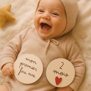 Set houten babymijlpaalkaarten - Babyverjaardagen en babyvoortgang - Baby's eerste jaar: nuttig geboortecadeau-idee