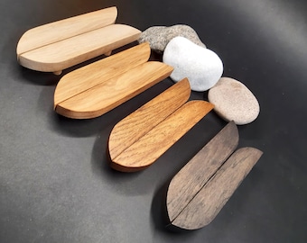 Handmade Oak Tulip Handle: Modern Wood Furniture Pull