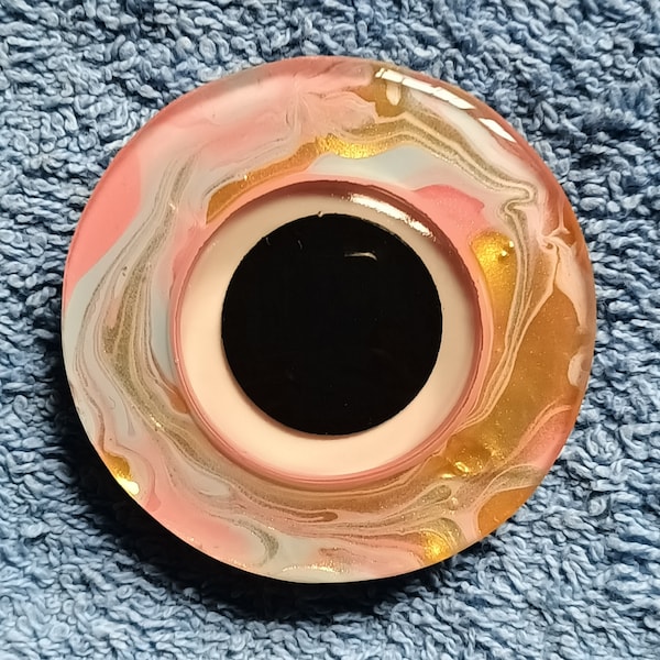 Aimant magnet œil mobile aspect nacré résine translucide peinture acrylique