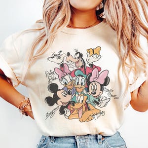 Retro Mickey and Friends Signatures Shirt, Magical Kingdom Shirt, Disney Mouse Head Tee, Disney Characters Tee, Mickey & Co Gift, Disneyland