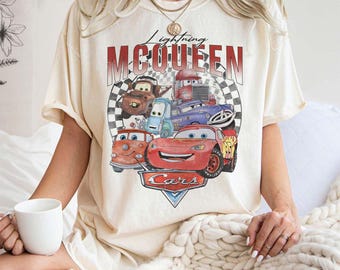 Camiseta retro de Rayo Mcqueen, camiseta vintage de Disney Cars, camiseta de Disney Car Pixar, camiseta de cumpleaños con temática de Cars, personaje de Cars, Disney Cars Land