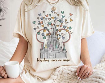 Camiseta del lugar más feliz de la Tierra, camiseta de colores cómodos del castillo de Disneyland, camiseta con globos de Mickey, camiseta de Disney Magic Kingdom, camisetas de Disneyworld