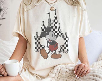 Disney Klassiker Micky Maus Pose Komfort Farben Shirt, Vintage Disney Mickey Shirt, Disneyland Urlaub Urlaub Shirt, Disney Retro Shirt