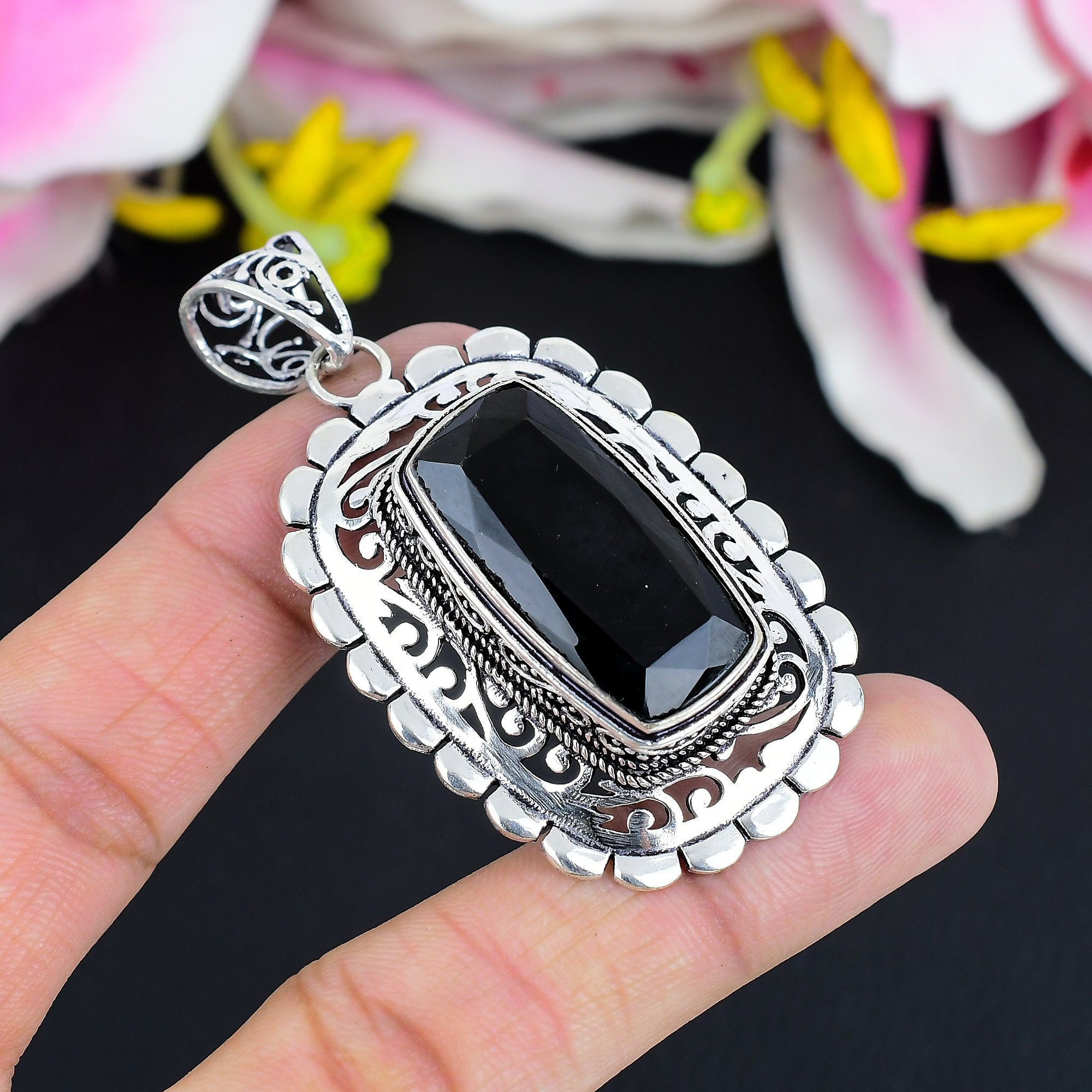 Black Spinel Pendant Gemstone Handmade 925 Sterling Silver Jewelry Gift Pendant Spinel Silver Pendant Gemstone Silver Jewelry Etsy Canada
