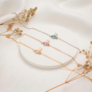 Personalized Hummingbird Birthstone Bracelet, Dainty Bird Bracelet, Hummingbird Charm Bracelet, Birthday Gift for Women, Gift for Mom, Her