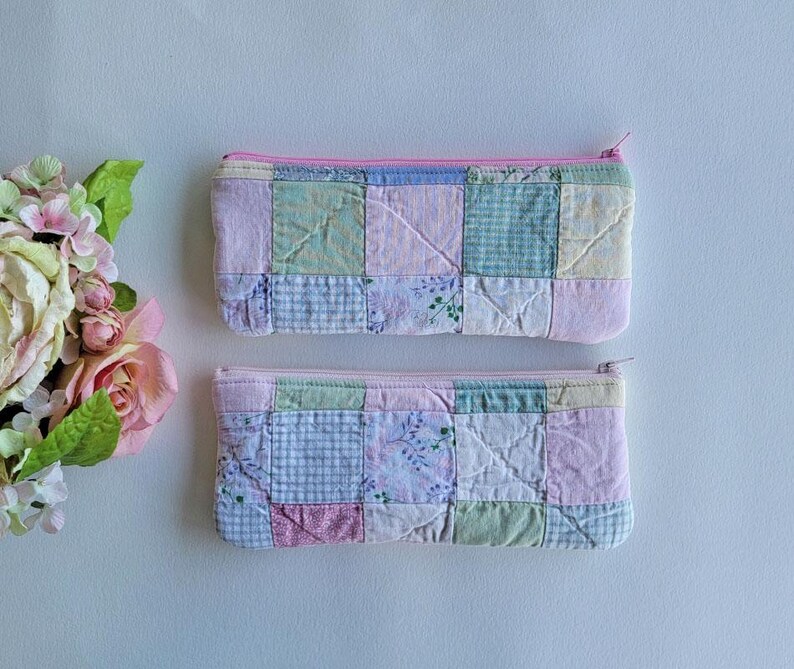 Vintage Quilt Zipper Pouch | Handmade Pencil Case Bild 2