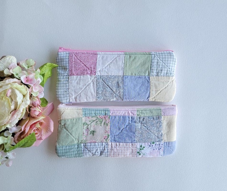 Vintage Quilt Zipper Pouch | Handmade Pencil Case Bild 3
