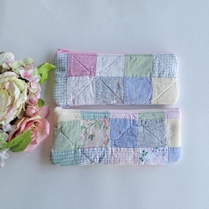 Vintage Quilt Zipper Pouch | Handmade Pencil Case Bild 1