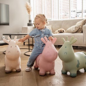 Bouncy cow, inflatable animal, personalized baby gift, 1 year old child's birthday gift, children's Christmas, baby room decoration.