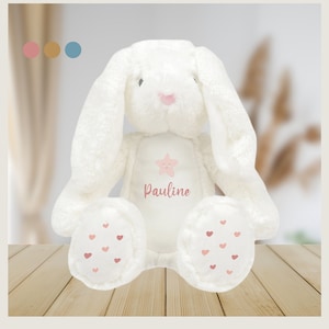 Weißes Kaninchen-Kuscheltier mit personalisiertem Vornamen zur Geburt, mit Sternen und Herzen