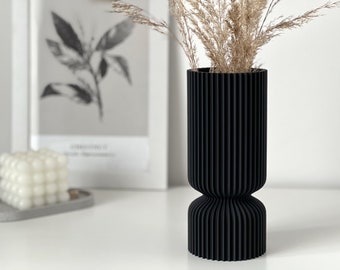 Black Decorative Vase for Dried Flowers | Modern 3D Printed Vase for Pampas Grass | Geometric Hourglass Vase for Minimalist Home