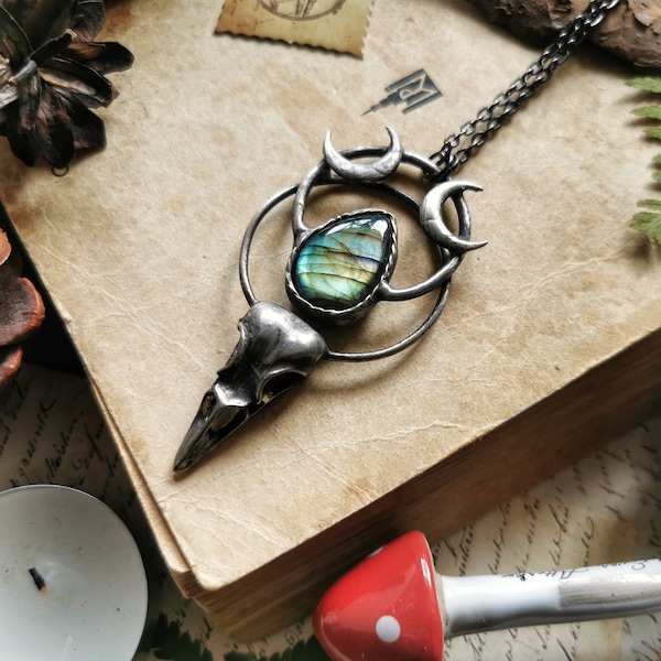 Dark Academia Jewelry, Green Labradorite jewelry, Raven skull, Witchy jewelry, Celestial Jewelry, Crescent Moon Pendant, Whimsygoth