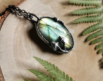 Collana di funghi, Gioielli Labradorite, Gioielli ispirati alla natura, Collana di funghi, Gioielli del bosco, Gioielli della luna crescente, Accessori terrosi