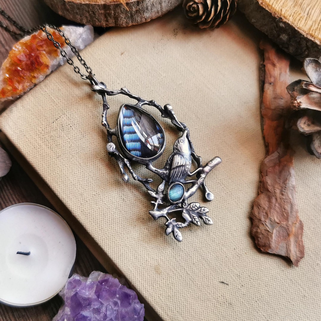Blue Jay Feather Necklace, Labradorite Necklace, Witchy Jewelry, Forest Woodland Jewelry, Feather Necklace, Nature Inspired Jewelry - Etsy Japan