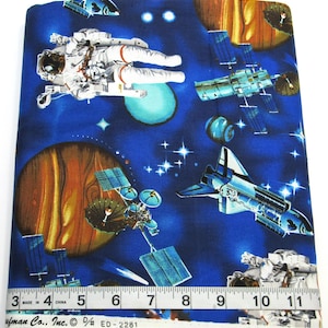 Vintage 1990&#39;s Robert Kaufman #2281 Astronaut Satellite Planets BTY (36&quot;x44&quot;) Cotton Sew Quilt Craft Fabric