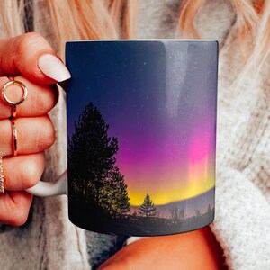 Northern Lights Mug, Aurora Borealis Mug, Night Sky Mug, Polar Lights Mug, Arctic Aurora Mug, Winter Season Mug, Nature Mug, Nature Gift