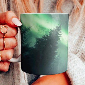 Northern Lights Mug, Aurora Borealis Mug, Night Sky Mug, Polar Lights Mug, Arctic Aurora Mug, Winter Season Mug, Nature Mug, Nature Gift