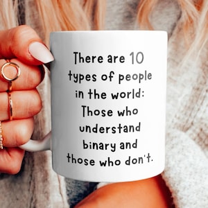 Lustige Programmierer Tasse: Binär Code Humor Geschenk