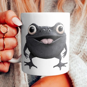 Tazza con rana in stile dark art: decorazione gotica eccentrica, regalo di stregoneria