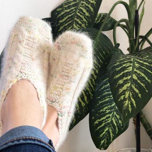 KNITTING PATTERN - Fresh Start Slippers * Easy Slipper Knitting Pattern * Slipper Knitting Pattern * Worsted Weight Slippers